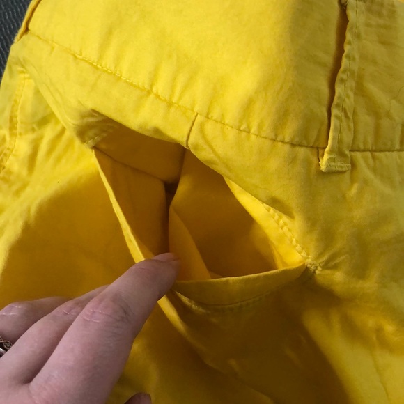 Yellow shorts - Picture 6 of 6